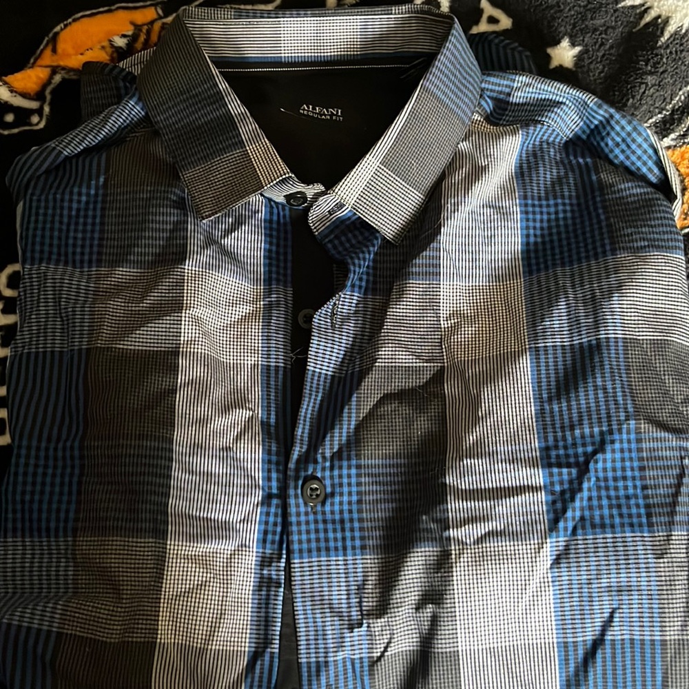 Men’s long sleeve dress shirt
